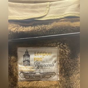 London Fog Raincoat lined in like new condition